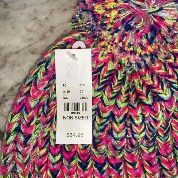 new york & company beanie with scarf and gloves - Picture 3 of 7